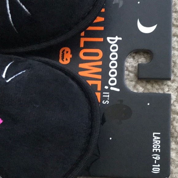 Slippers - Picture 3 of 3